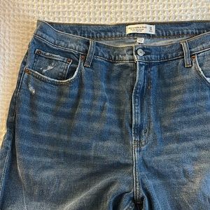 Women’s Abercrombie Curve Love Jeans